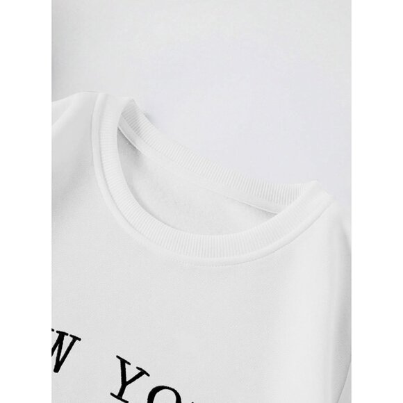 ⚡Women White New York 1898 Imported Graphic Crewneck Long Sleeve Sweatshirt - Picture 3 of 5